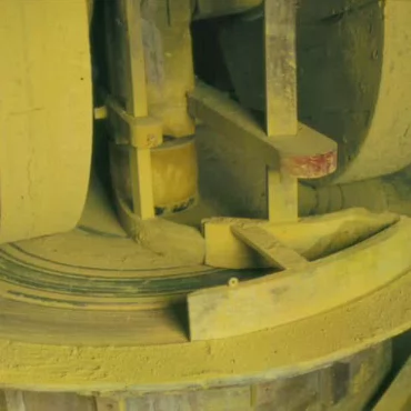 Inside a working Windmill All of these photographs were taken with my Canon F1 and scanned from the slides. Quality is therefore somewhat lacking!